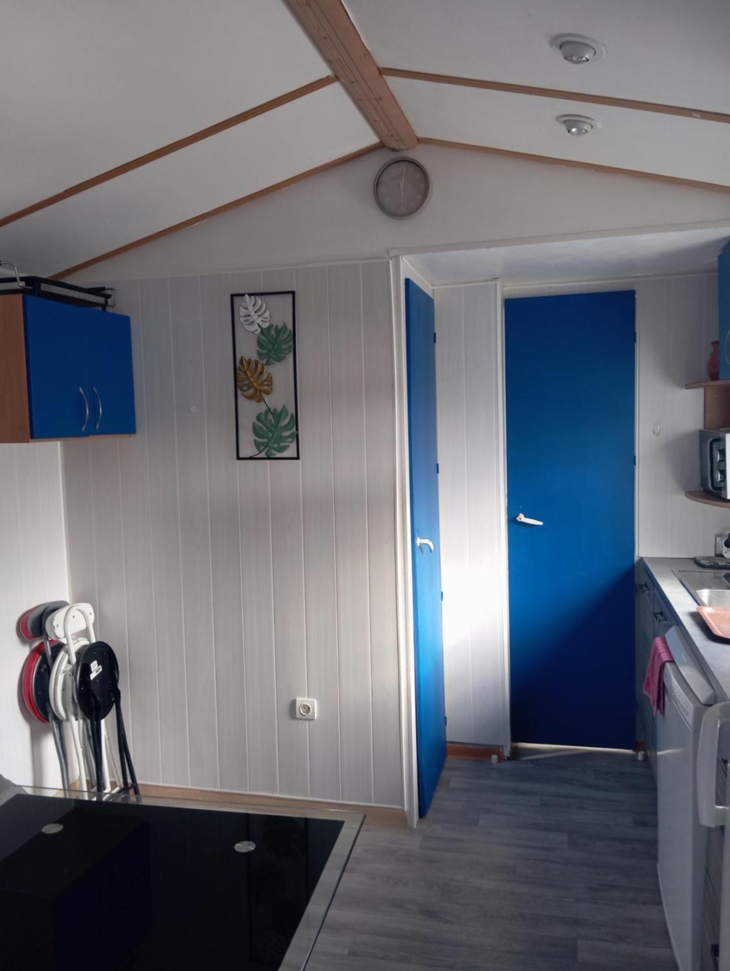 Vacances Familiales Dans Camping Avec Piscine Fréjus Kamer foto