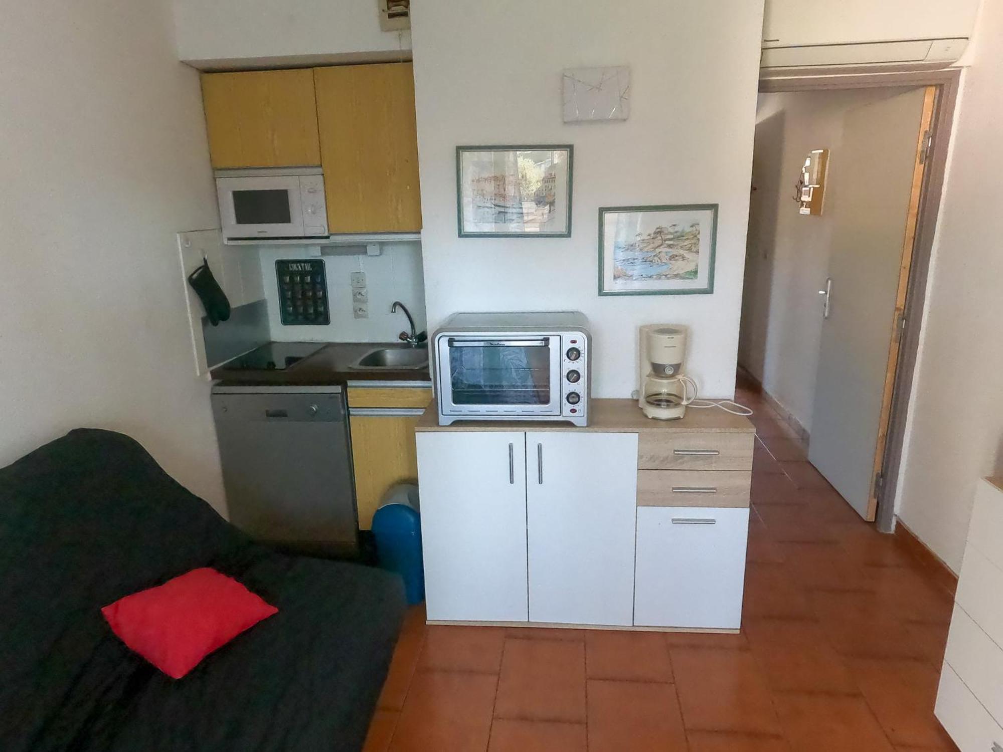 Vacances Familiales Dans Camping Avec Piscine Fréjus Kamer foto