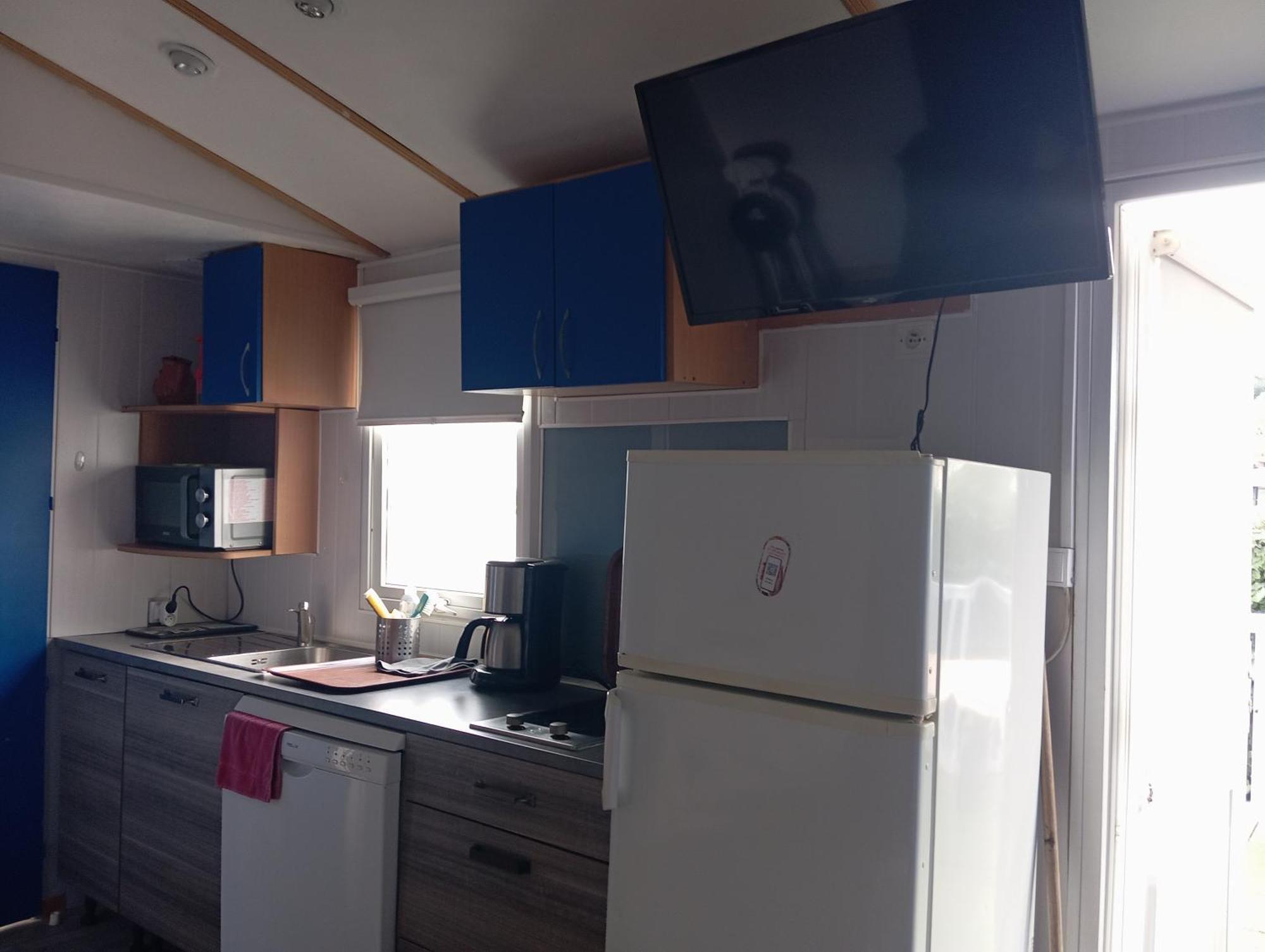 Vacances Familiales Dans Camping Avec Piscine Fréjus Kamer foto