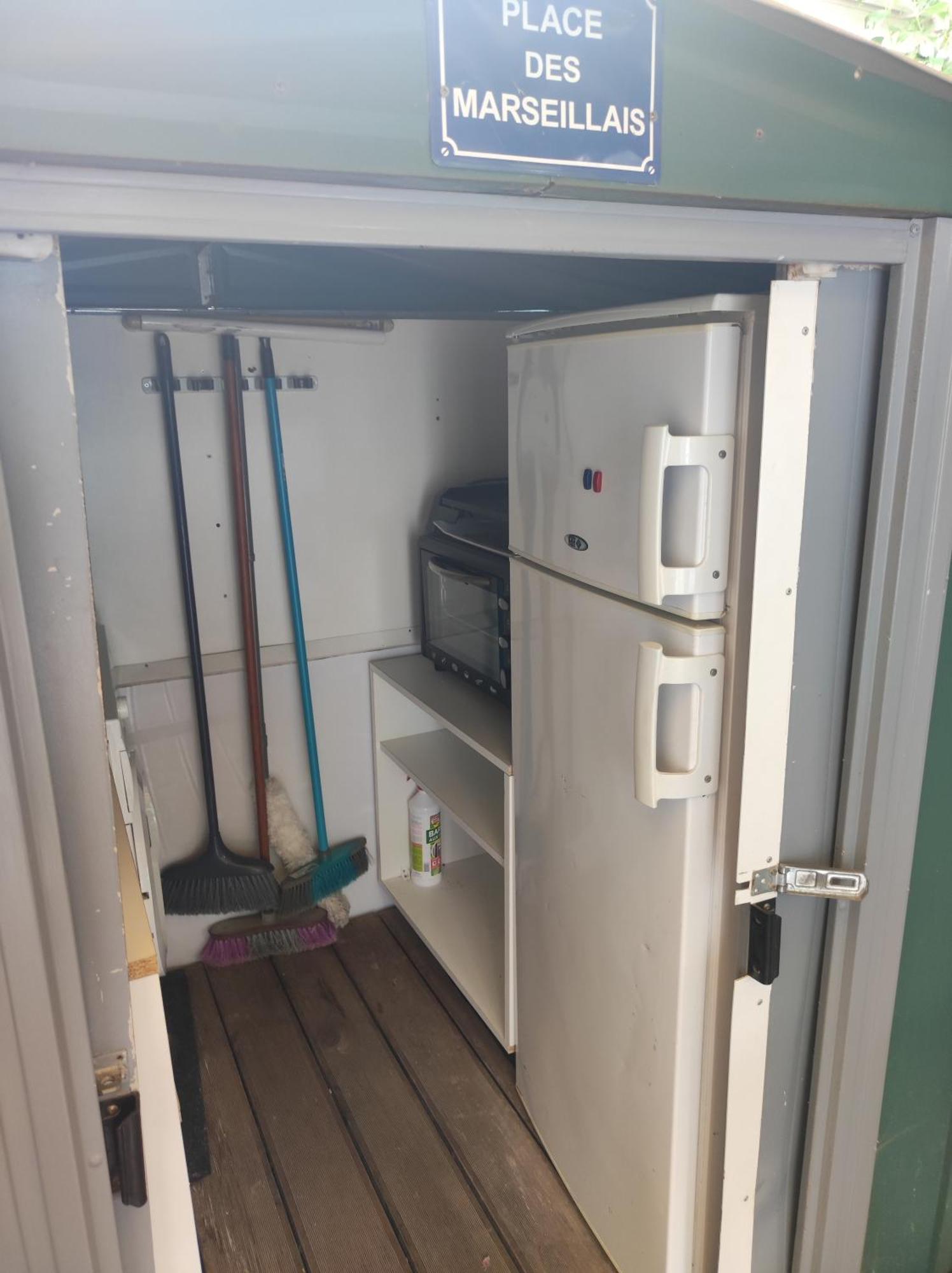 Vacances Familiales Dans Camping Avec Piscine Fréjus Kamer foto