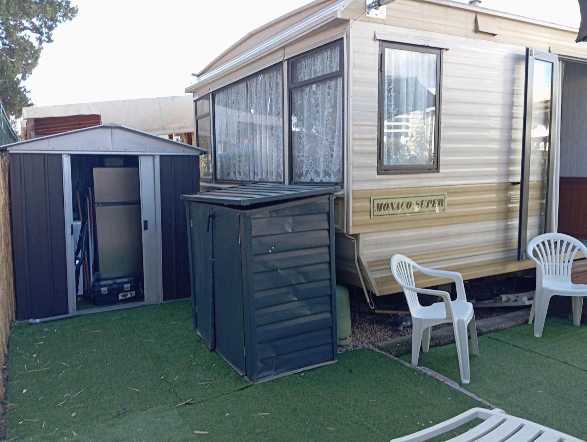 Vacances Familiales Dans Camping Avec Piscine Fréjus Kamer foto