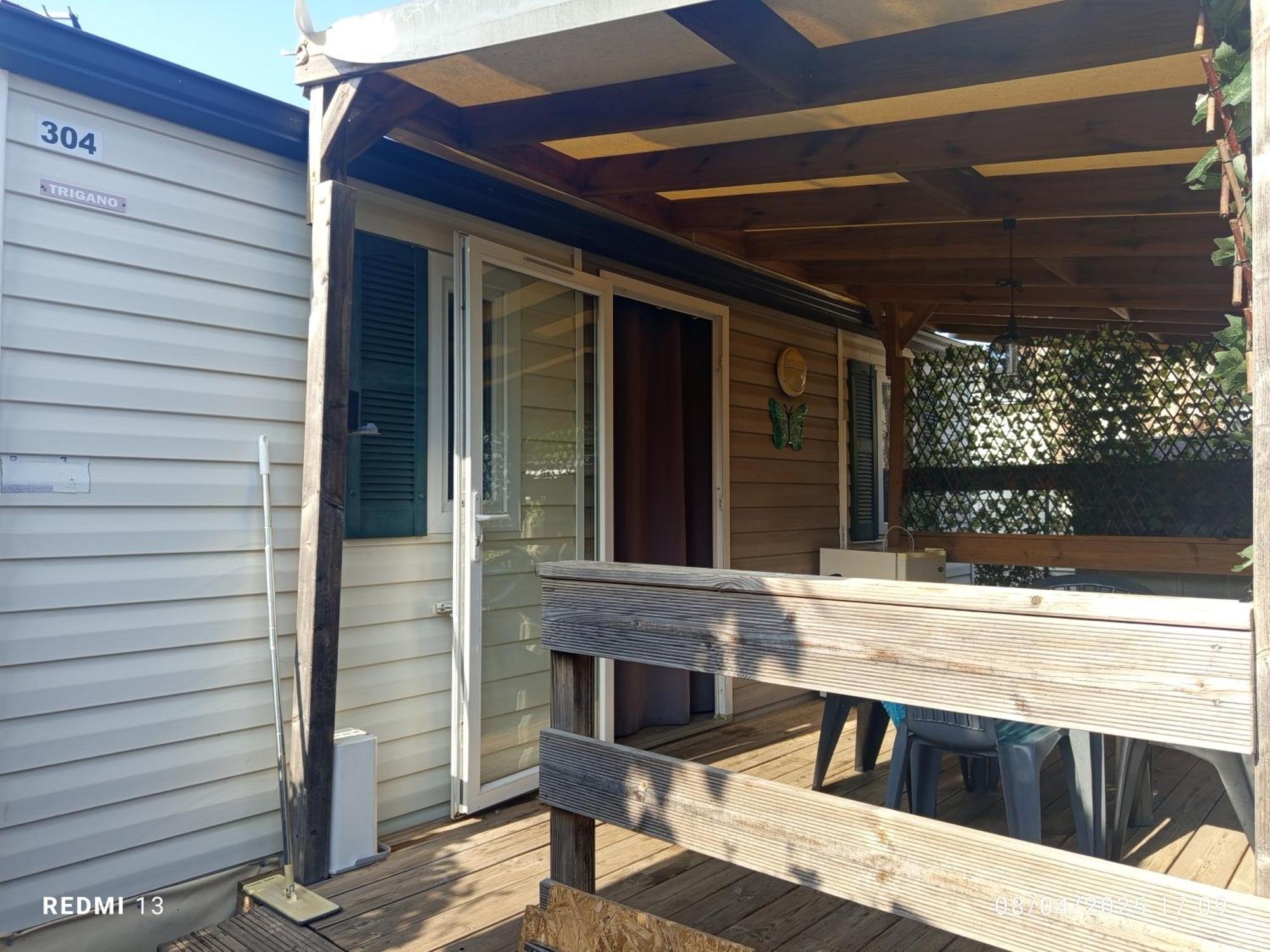 Vacances Familiales Dans Camping Avec Piscine Fréjus Kamer foto